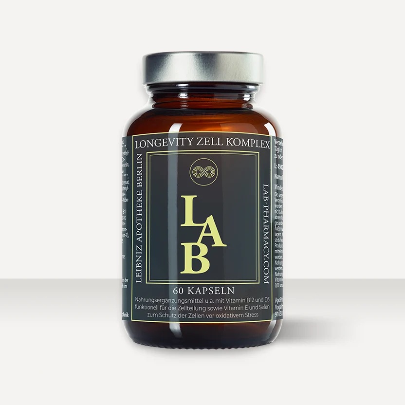 Der LONGEVITY ZELL KOMPLEX kombiniert essenzielle Vitamine, Mineralstoffe und pflanzliche Extrakte zur gezielten Unterstützung zellulärer Funktionen